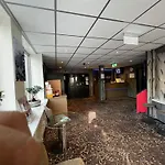 バジェット トリアノン ホテル