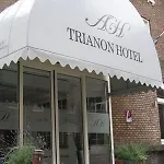 ホテル バジェット トリアノン