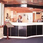 バジェット トリアノン ホテル