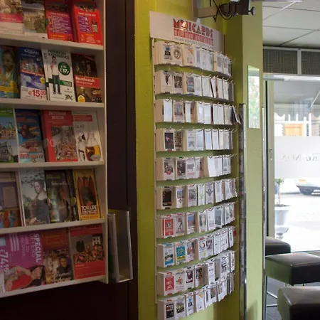 特里亚农经济酒店 酒店 2*