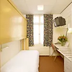 Budget Trianon 2*