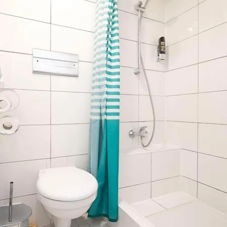 Hotell Budget Trianon 2*