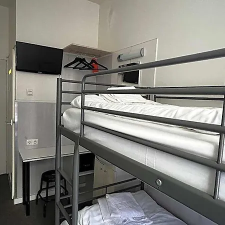 Budget Trianon 2*