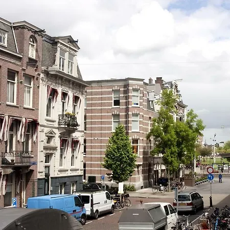 Budget Trianon Hotel 2*