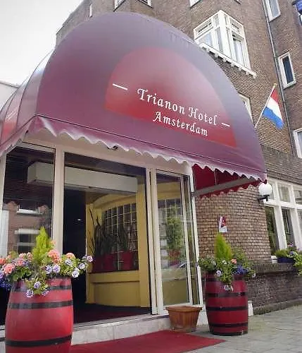 Budget Trianon Hotel