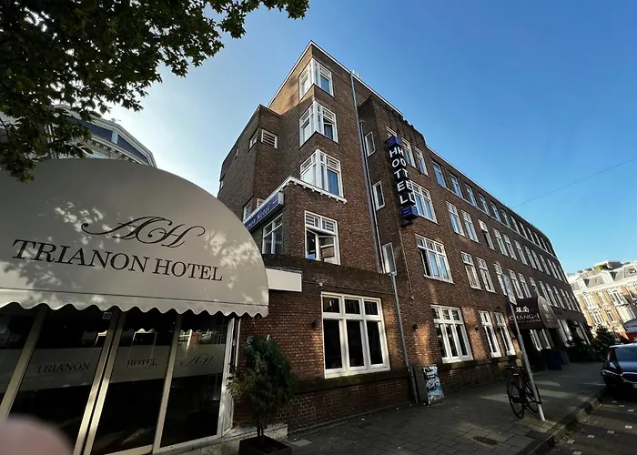 Hotel Budget Trianon