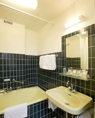 Budget Trianon 2* Amsterdam